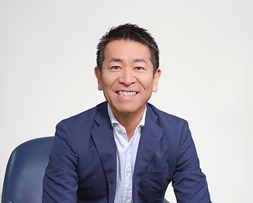 取締役 越前谷 学